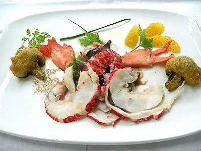 Logis - Le Pont Bernet - 2 étoiles Et Restaurant Hotel 3*